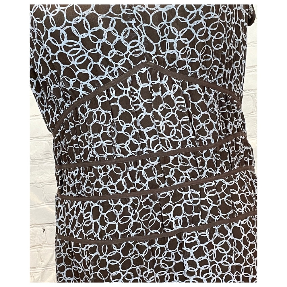 Pattern dress - Picture 3 of 4